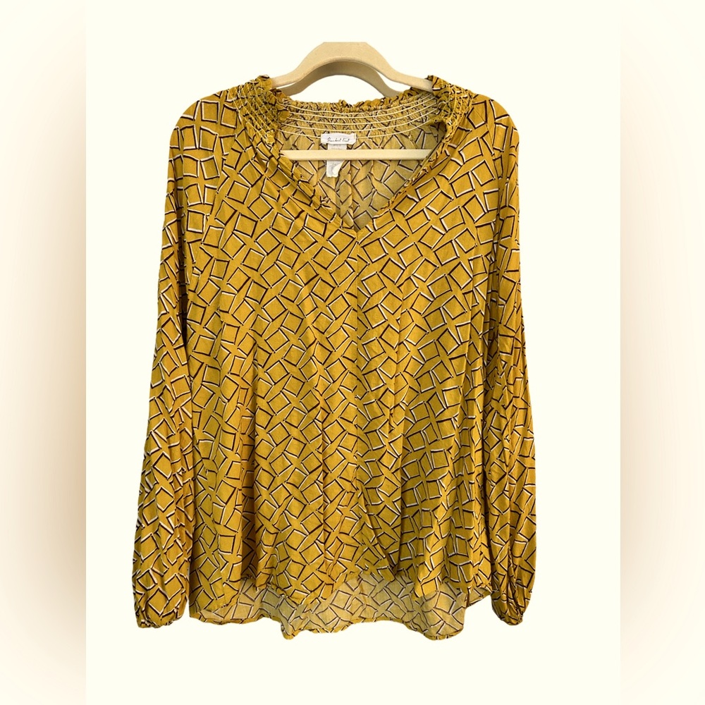 Bucket List V-neck Patterned Top